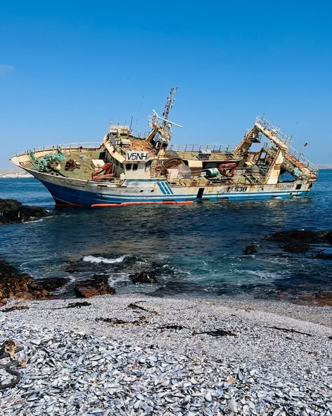Fishing vessel Seaflower runs aground near Penguin Island in Luderitz 1
