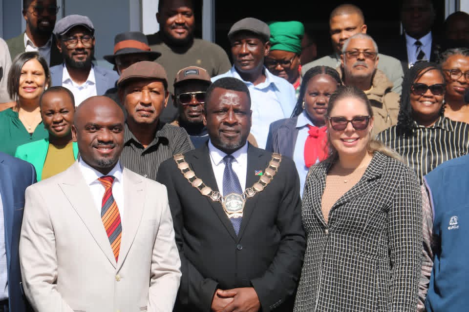 Walvis Bay positioned at centre 4