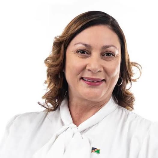 Education Minister Calls for Zero Tolerance on Drugs and Violence in Schools