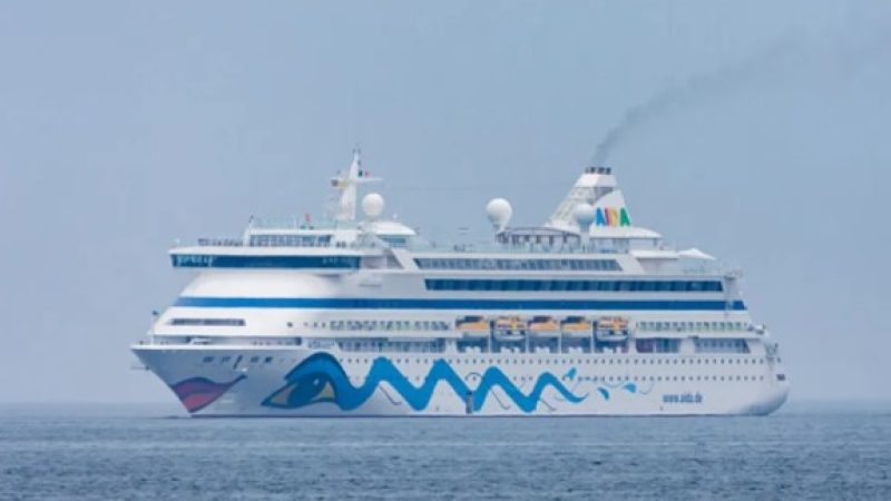 Cruise Liners Bring Thousands of Visitors to Walvis Bay